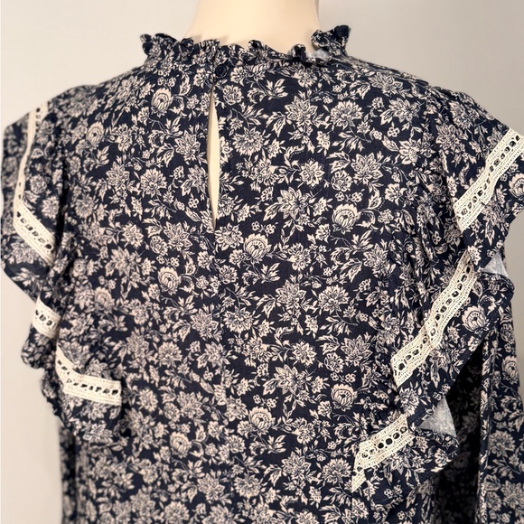 The New Society Floral Navy Smock Dress with Lace Details - Picture 3 of 16